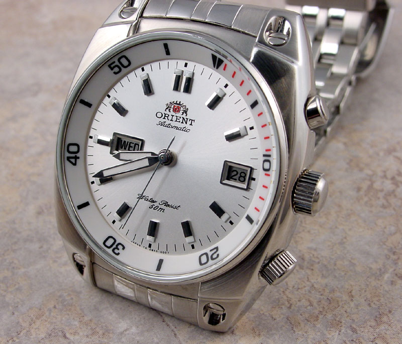 orient-automatic-day-date